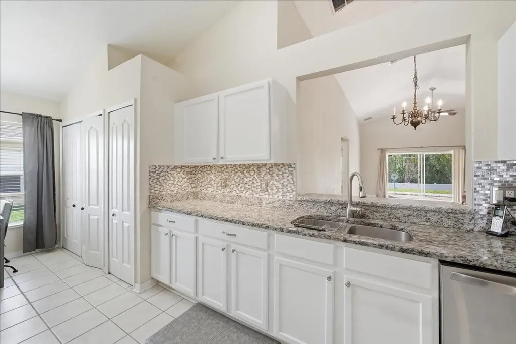 4250 Pine Isle Drive Lutz FL 33558