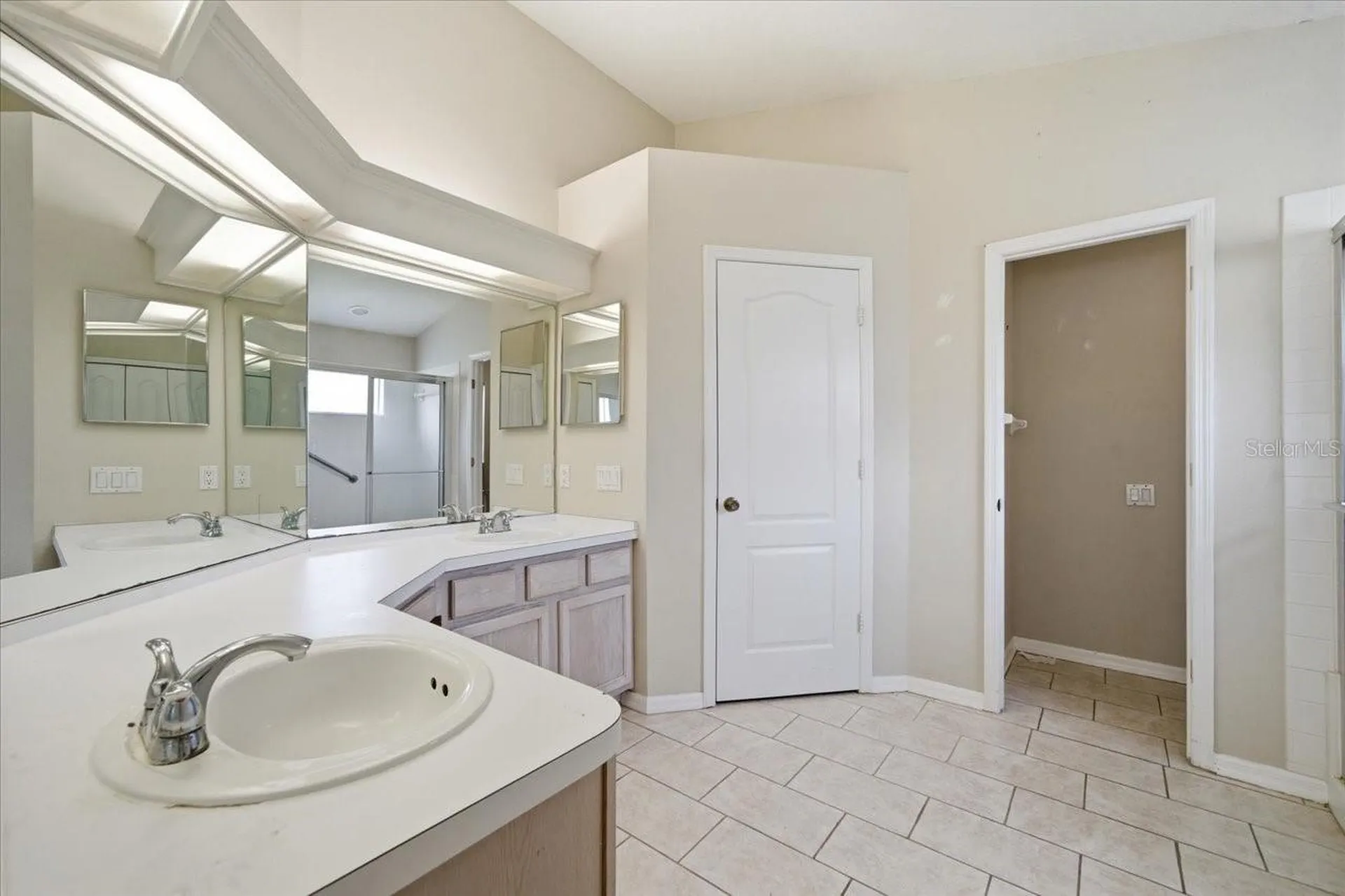 4250 Pine Isle Drive Lutz FL 33558