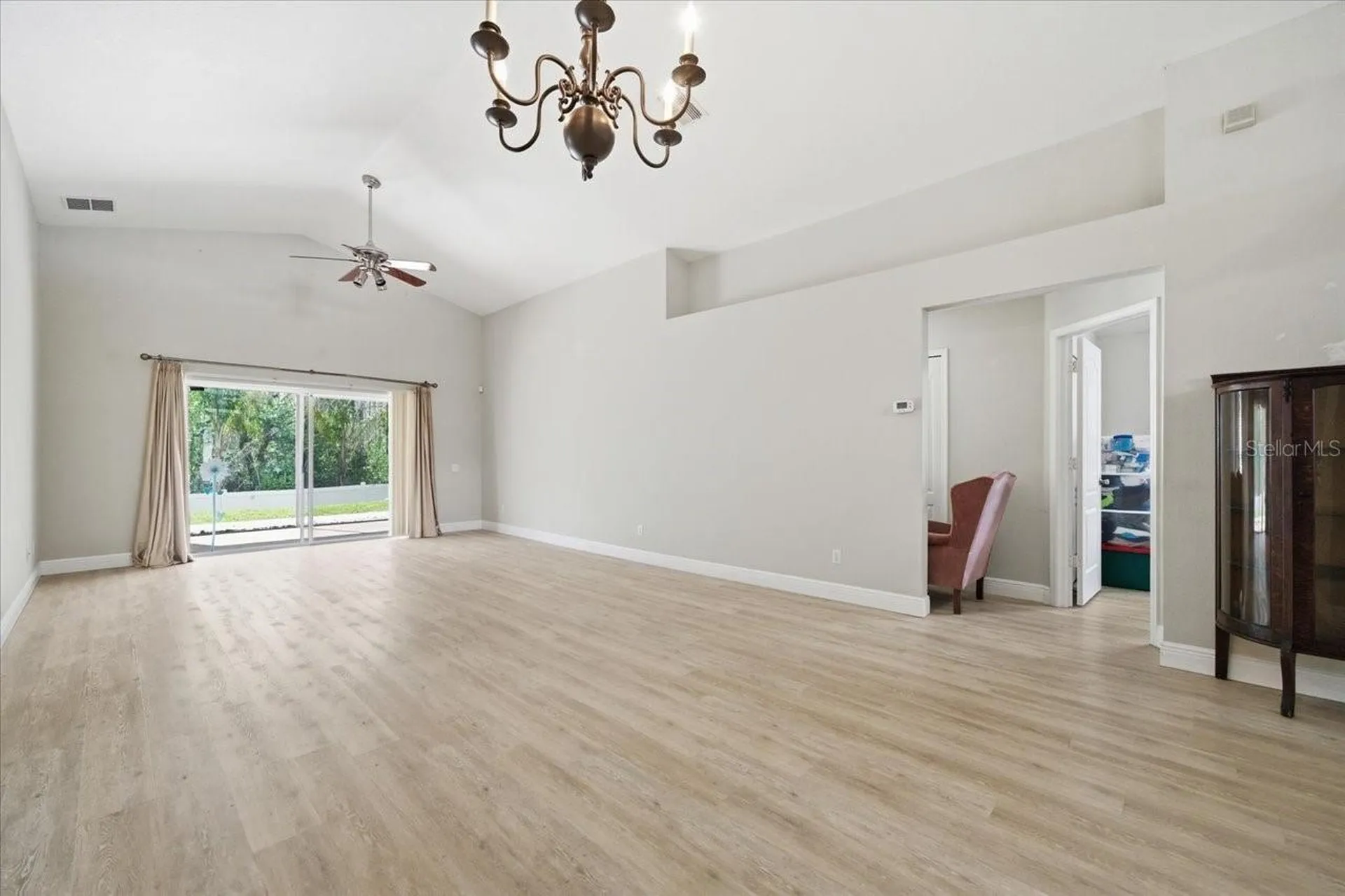 4250 Pine Isle Drive Lutz FL 33558