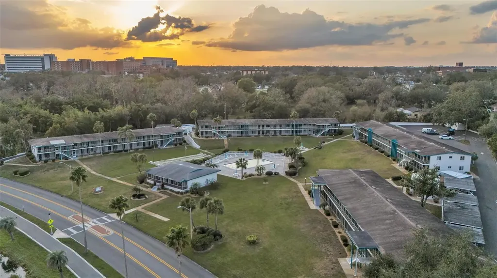 1600 W Lake Parker Drive Lakeland FL 33805