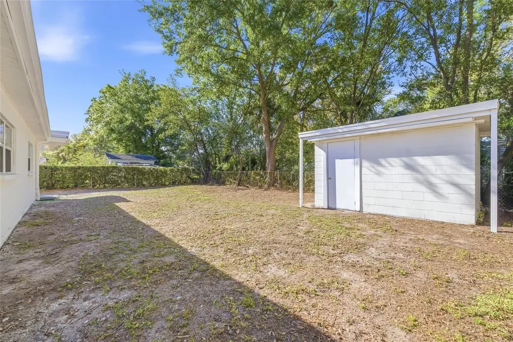 3917 W Pine Street Tampa FL 33607