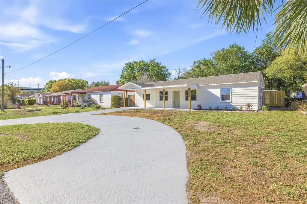 3917 W Pine Street Tampa FL 33607