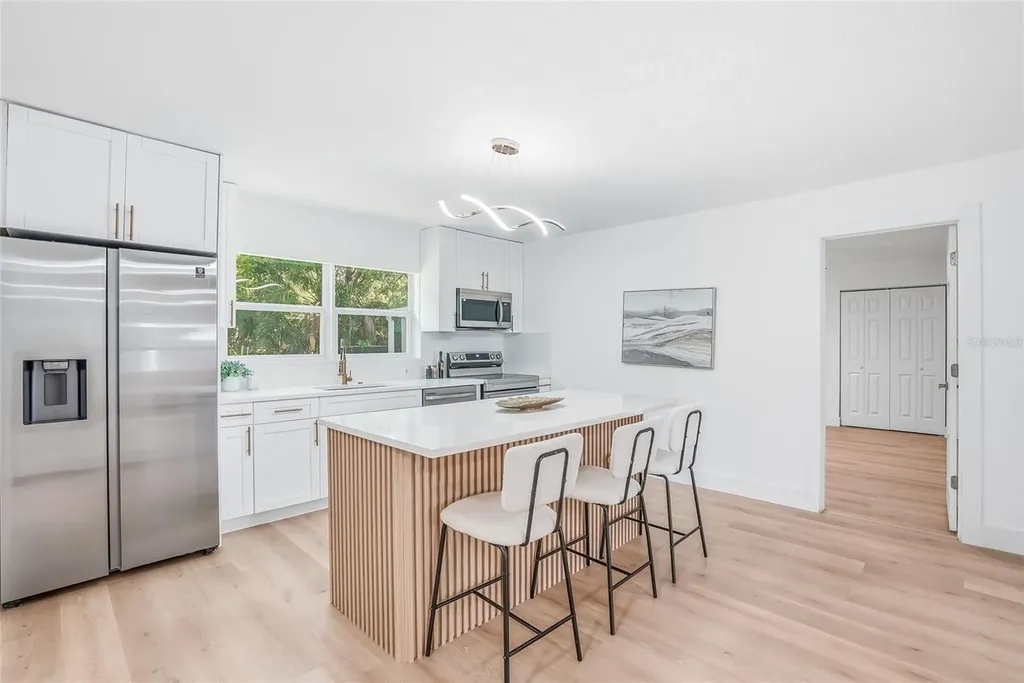 3917 W Pine Street Tampa FL 33607