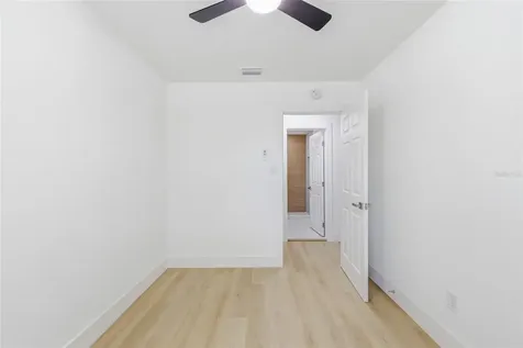 3917 W Pine Street Tampa FL 33607
