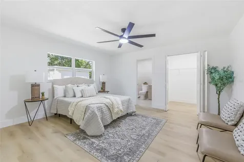3917 W Pine Street Tampa FL 33607