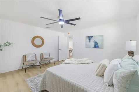 3917 W Pine Street Tampa FL 33607