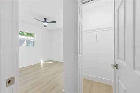 3917 W Pine Street Tampa FL 33607