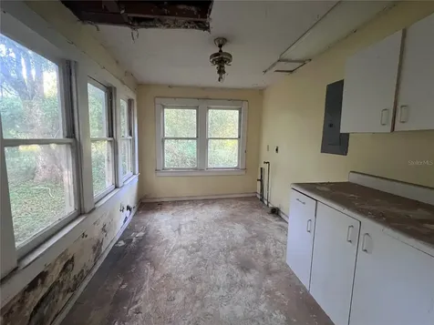 177 E 3rd Avenue Pierson FL 32180