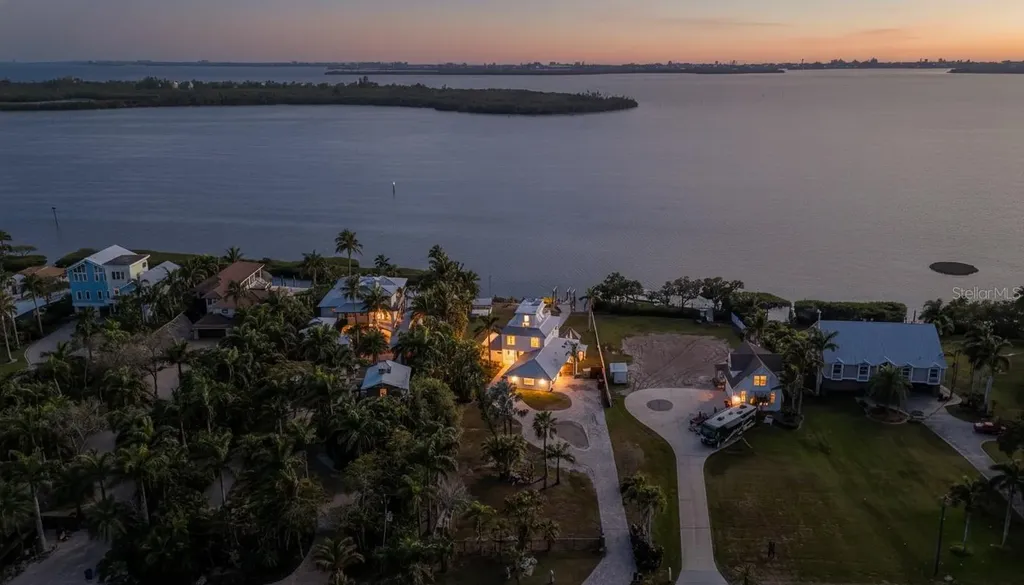 10218 46th Avenue W Bradenton FL 34210