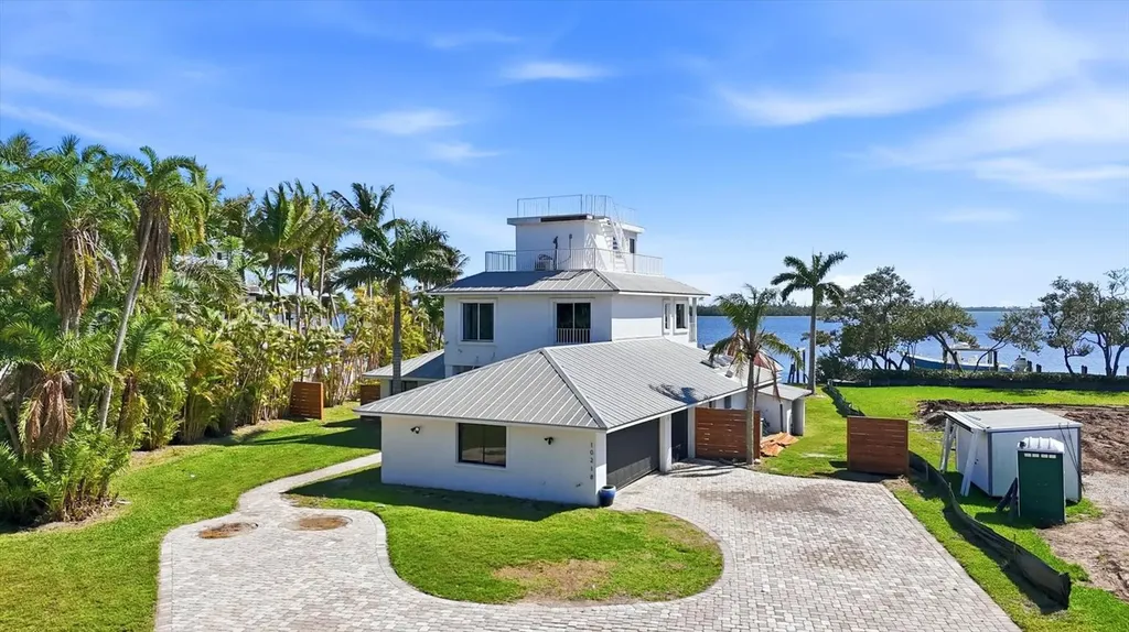 10218 46th Avenue W Bradenton FL 34210