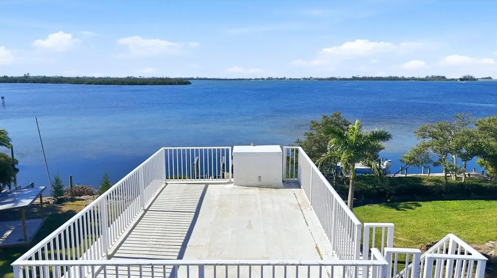 10218 46th Avenue W Bradenton FL 34210