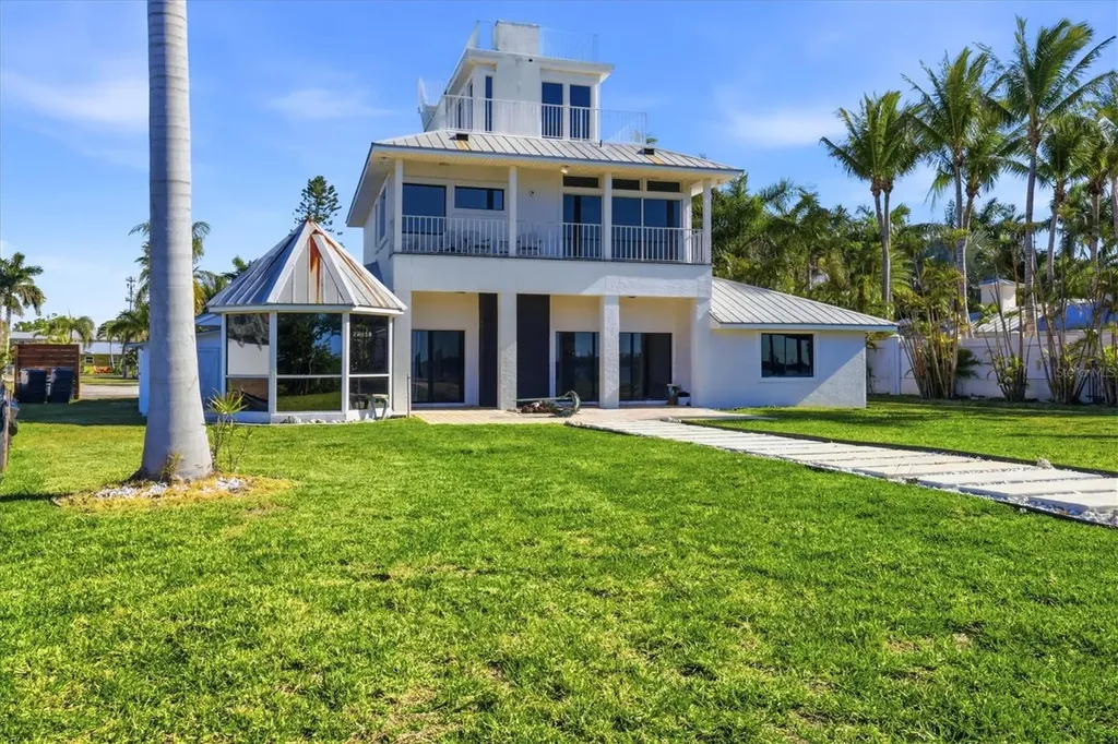10218 46th Avenue W Bradenton FL 34210