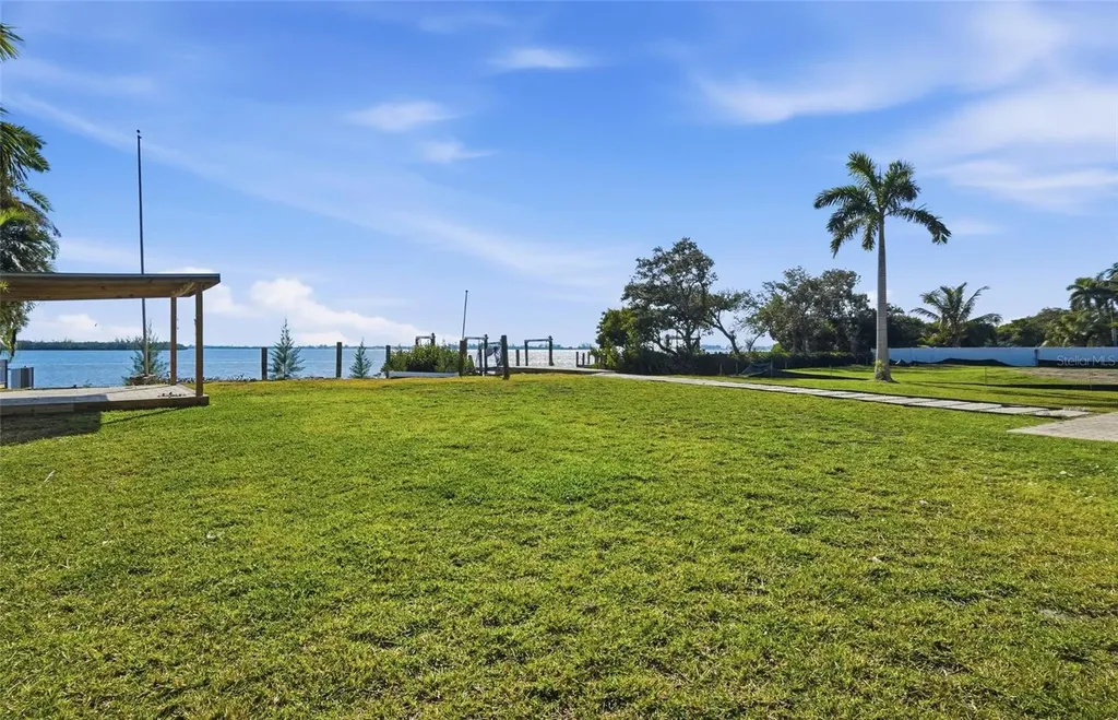 10218 46th Avenue W Bradenton FL 34210