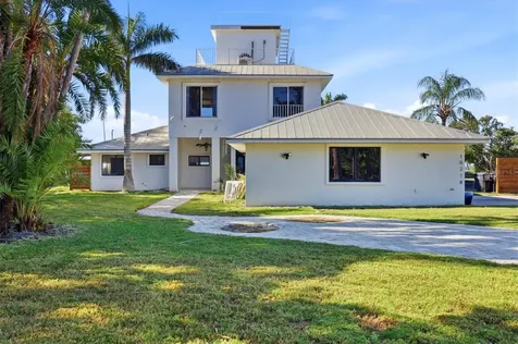 10218 46th Avenue W Bradenton FL 34210