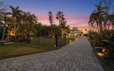 10218 46th Avenue W Bradenton FL 34210