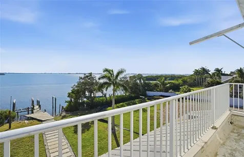 10218 46th Avenue W Bradenton FL 34210