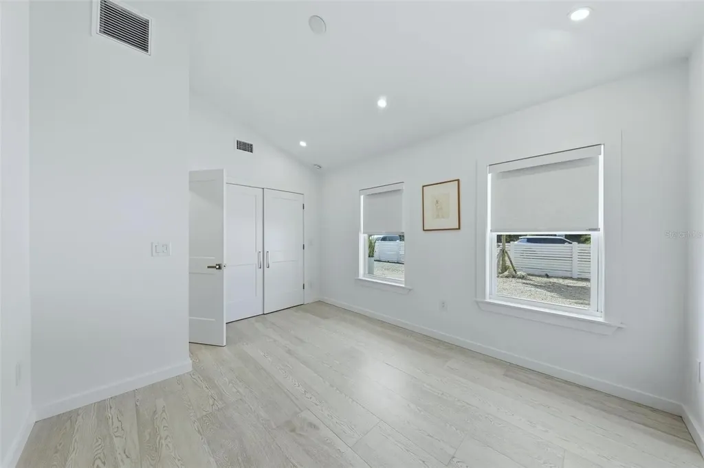 2473 Ringling Boulevard Sarasota FL 34237