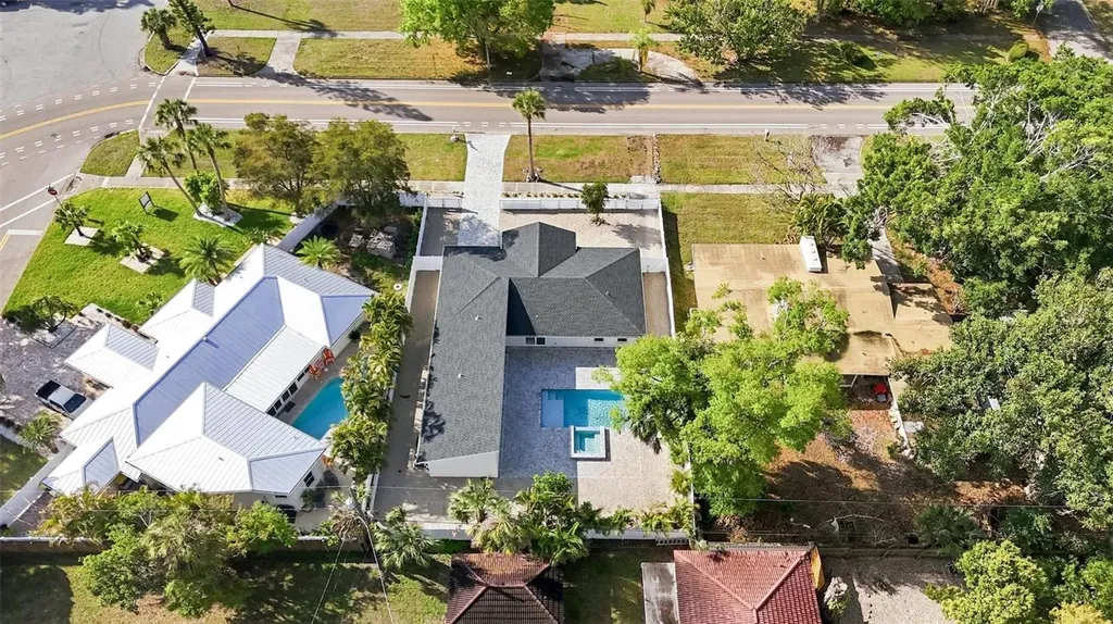 2473 Ringling Boulevard Sarasota FL 34237