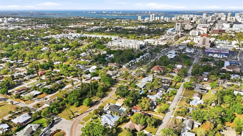 2473 Ringling Boulevard Sarasota FL 34237