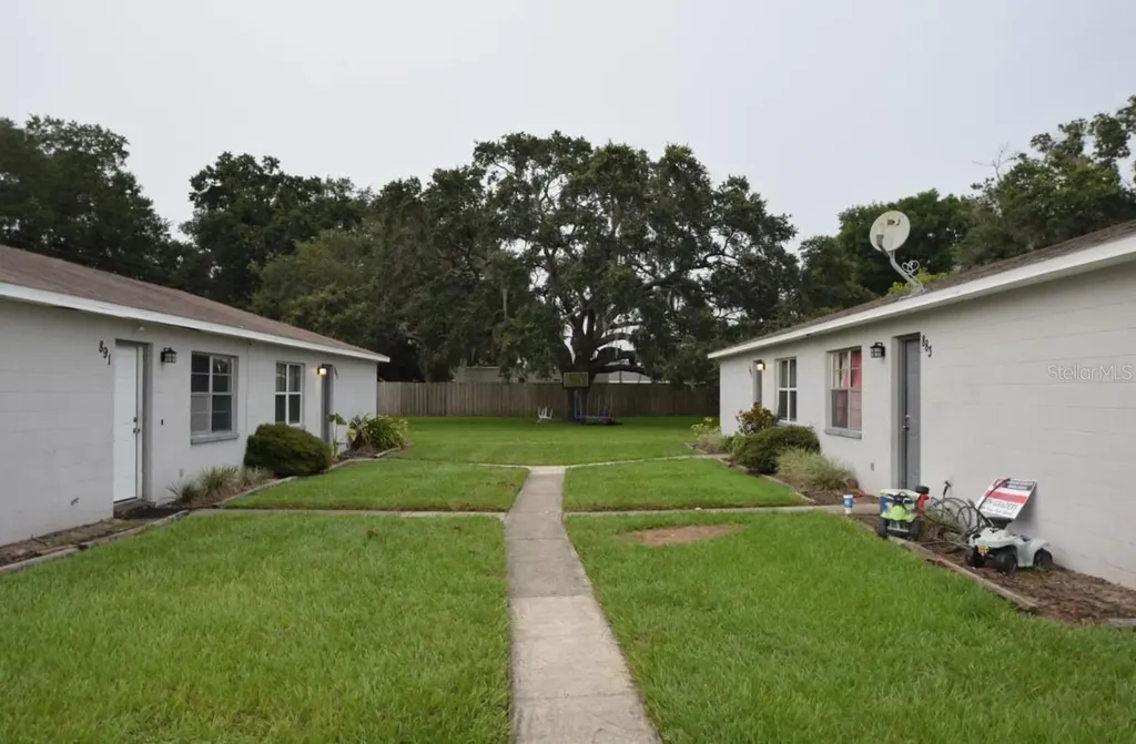 885 Schoolhouse Road Lakeland FL 33813