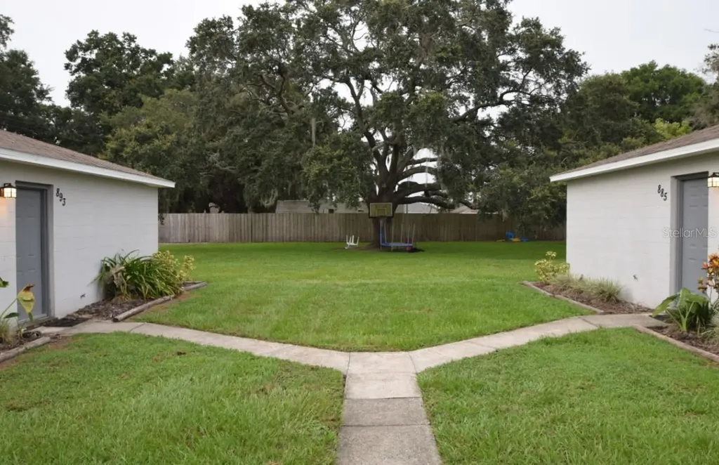 885 Schoolhouse Road Lakeland FL 33813