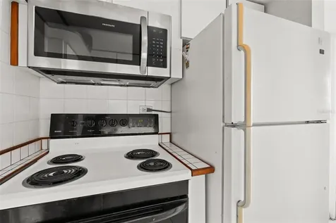 5349 Avenida Isla Verde Carolina PR 00979