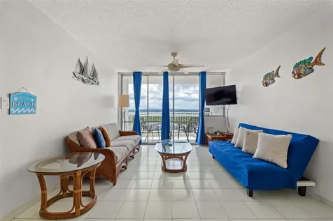 5349 Avenida Isla Verde Carolina PR 00979
