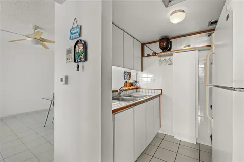 5349 Avenida Isla Verde Carolina PR 00979