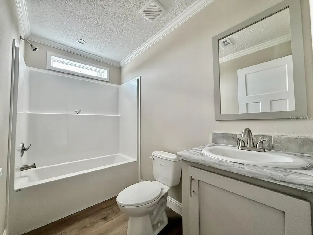 15033 NW 264th Street Okeechobee FL 34972