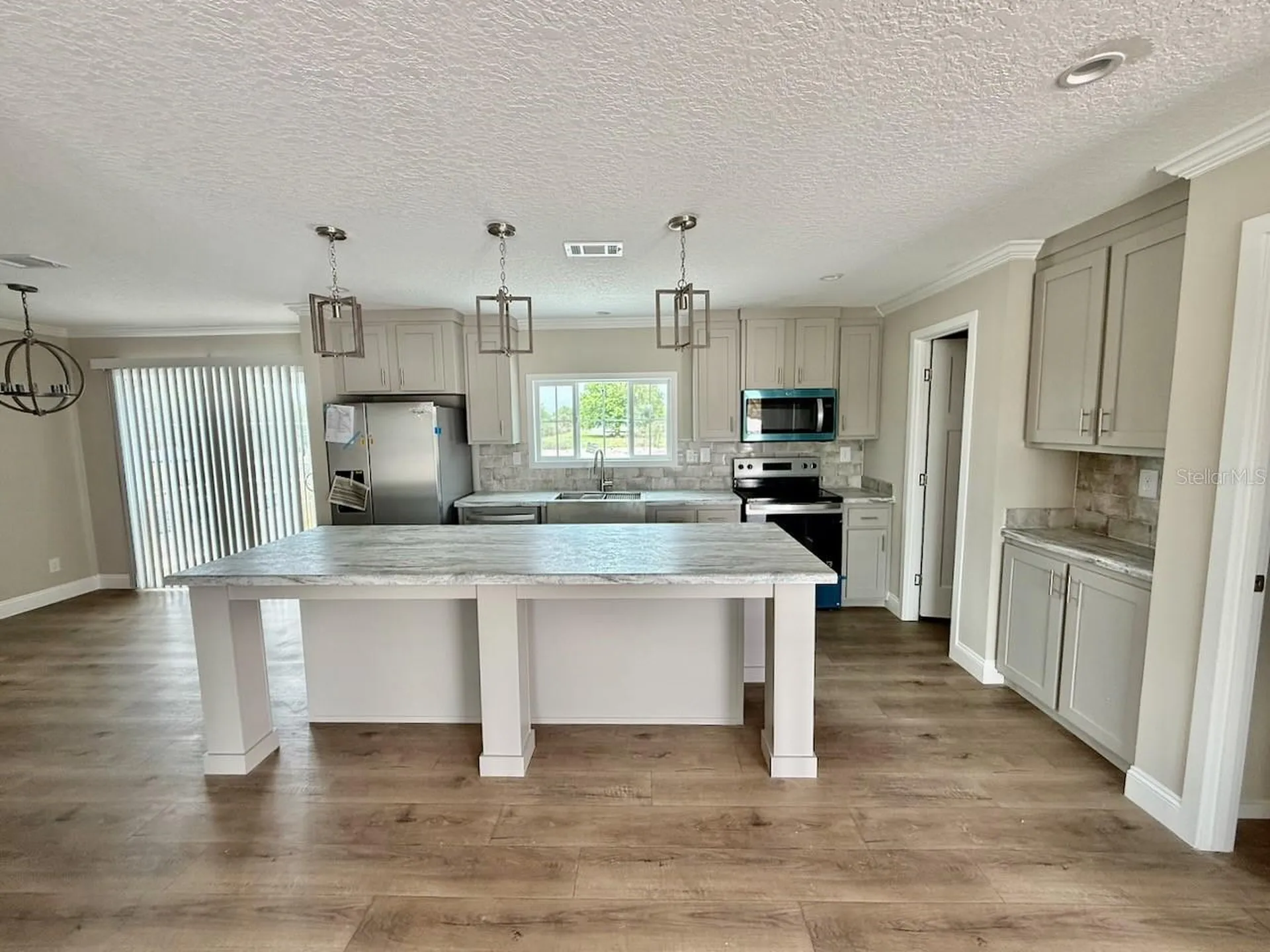 15033 NW 264th Street Okeechobee FL 34972