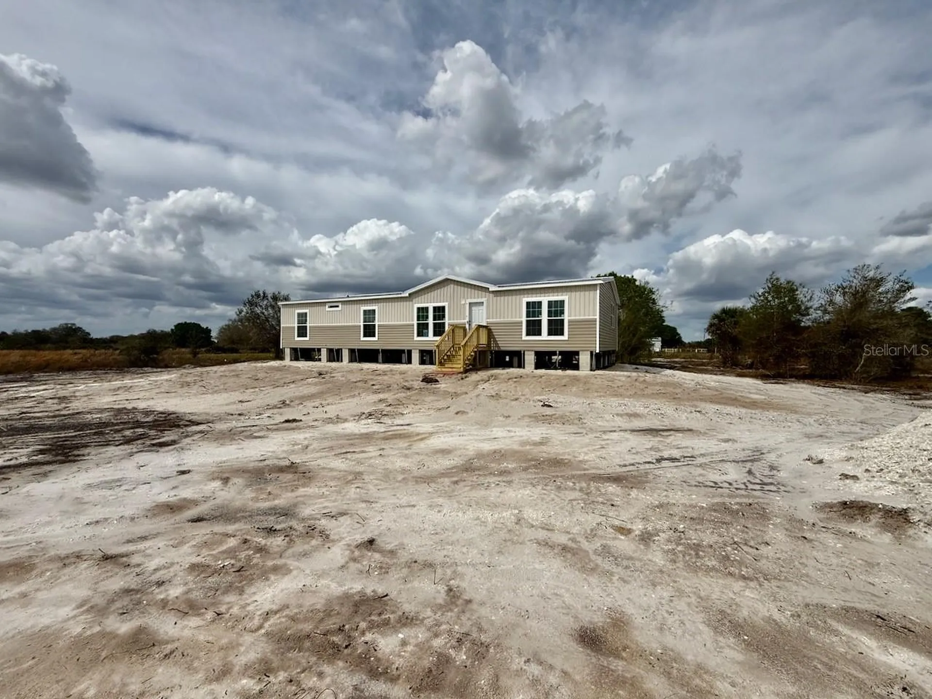 15033 NW 264th Street Okeechobee FL 34972