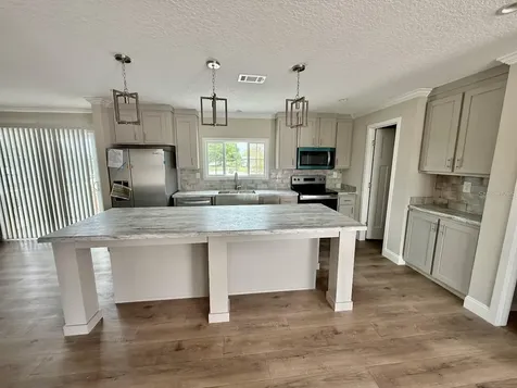 15033 NW 264th Street Okeechobee FL 34972