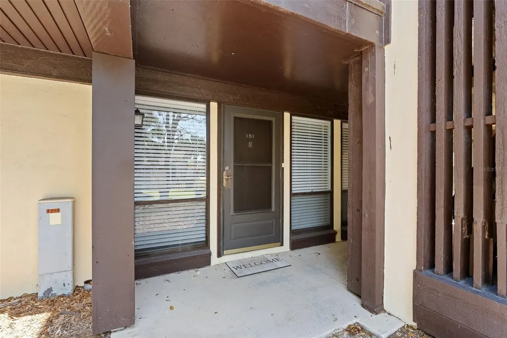 42 Club House Drive Palm Coast FL 32137