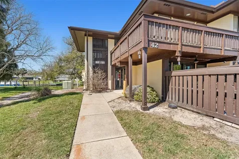 42 Club House Drive Palm Coast FL 32137