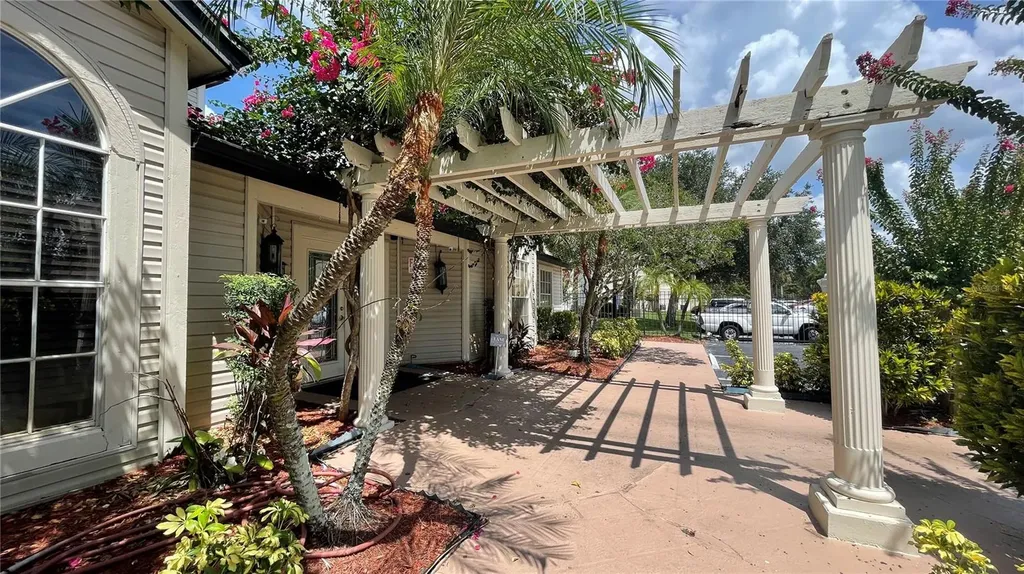 1932 Lake Atriums Circle Orlando FL 32839