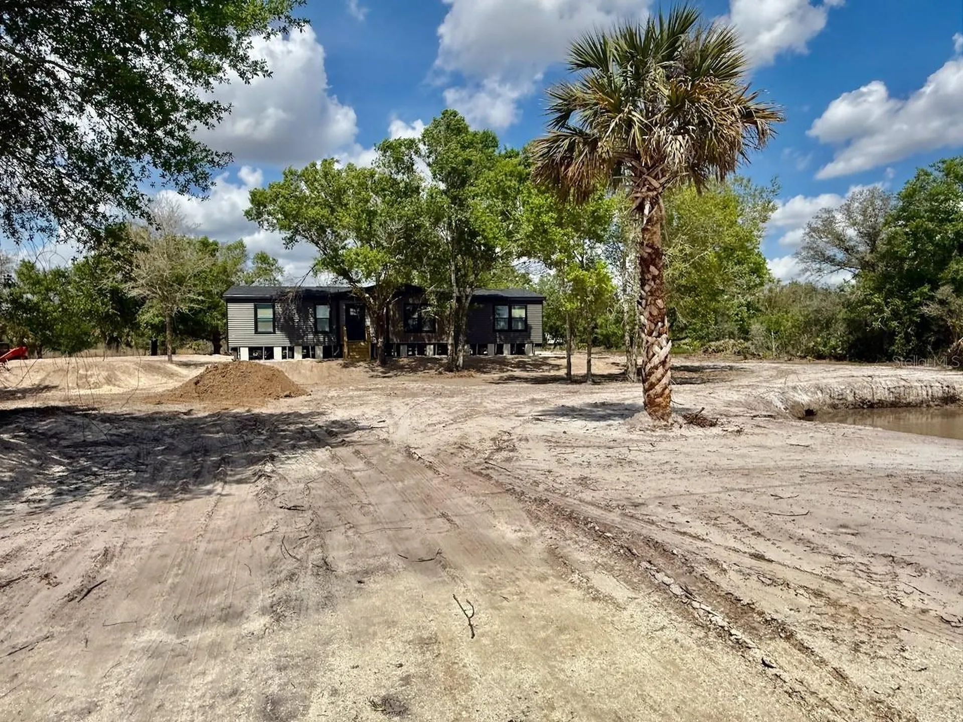 18127 NW 278th Street Okeechobee FL 34972