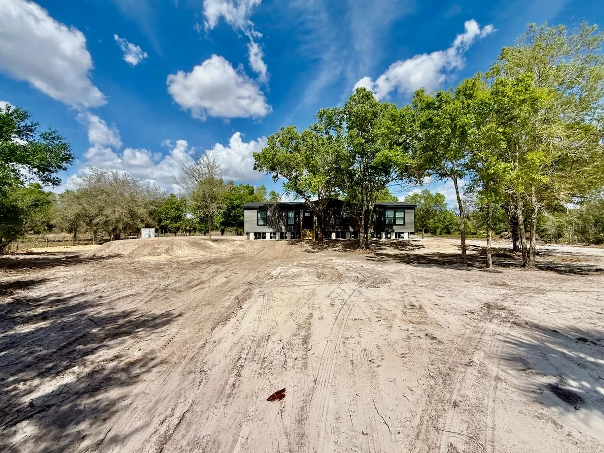 18127 NW 278th Street Okeechobee FL 34972
