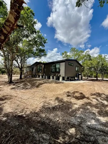 18127 NW 278th Street Okeechobee FL 34972