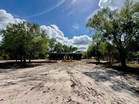 18127 NW 278th Street Okeechobee FL 34972