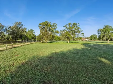 S Highway 475 Oxford FL 34484