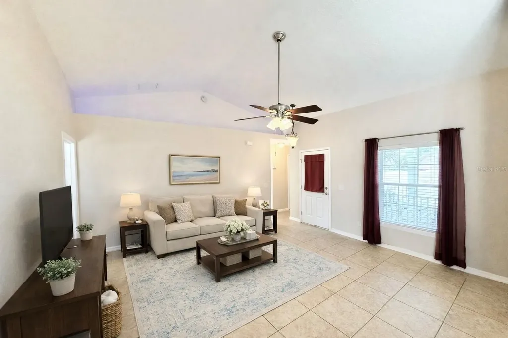 1220 Myrtle Avenue St Cloud FL 34771