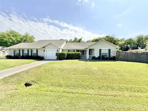1220 Myrtle Avenue St Cloud FL 34771