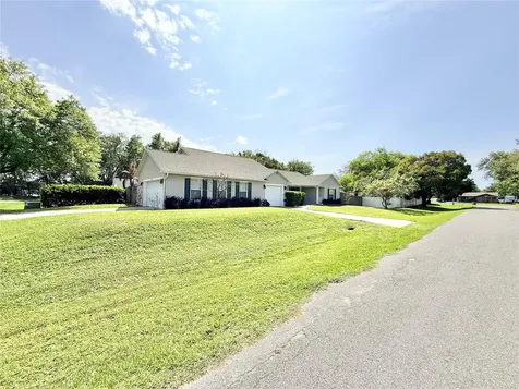 1220 Myrtle Avenue St Cloud FL 34771