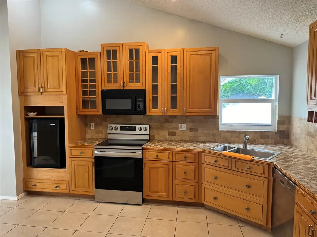 5906 Birchwood Drive Tampa FL 33625