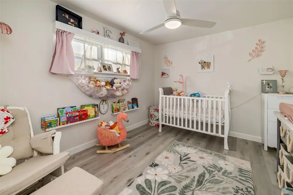 5023 Village Gardens Drive Sarasota FL 34234