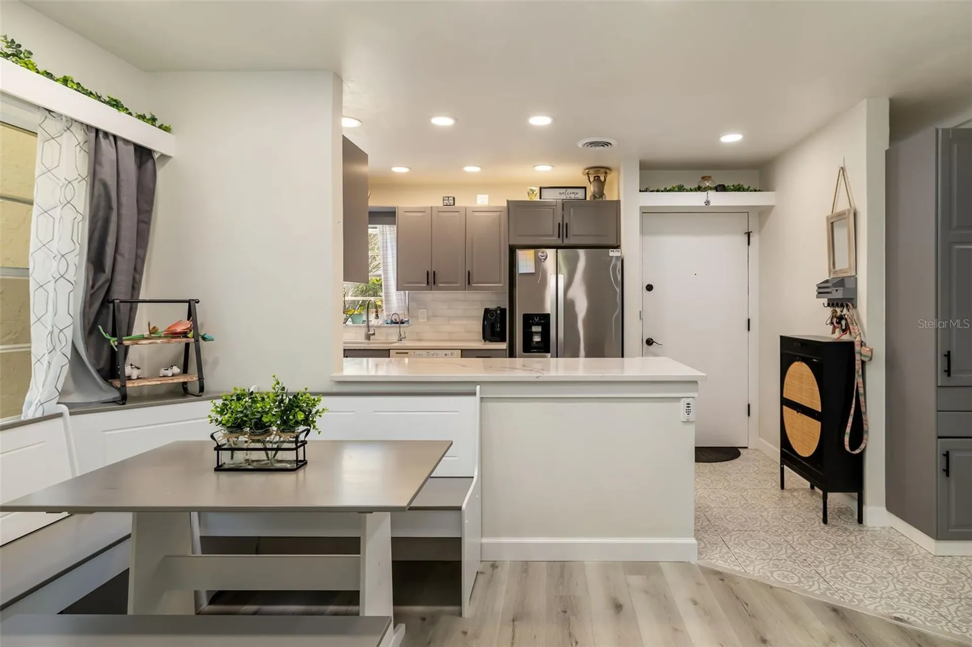 5023 Village Gardens Drive Sarasota FL 34234