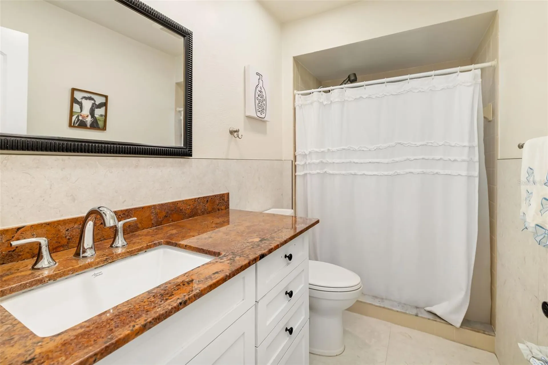5023 Village Gardens Drive Sarasota FL 34234
