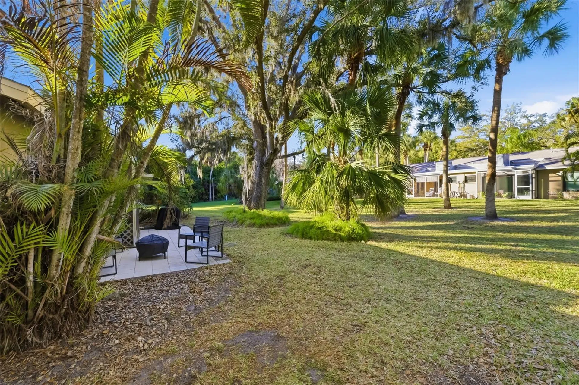 5023 Village Gardens Drive Sarasota FL 34234