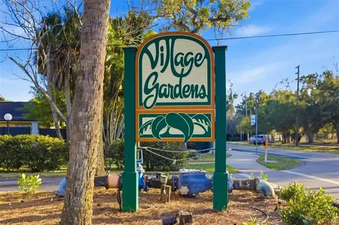 5023 Village Gardens Drive Sarasota FL 34234