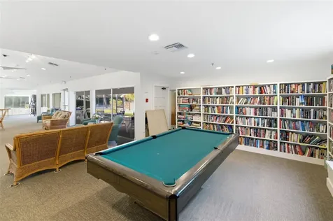 5023 Village Gardens Drive Sarasota FL 34234